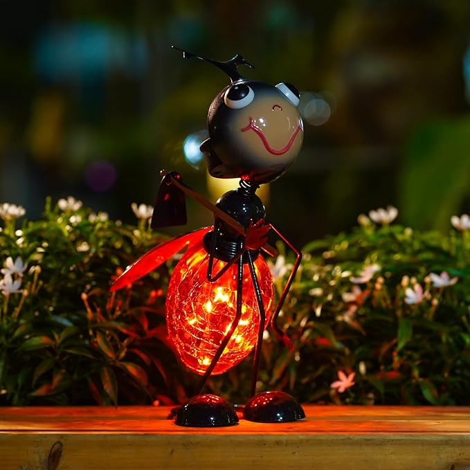 Solar Ladybug Garden Lantern Waterproof LED Ladybug Solar Lights Outdoor Decorative Tabletop Lanterns Lamp for Yard Patio Table Decoration