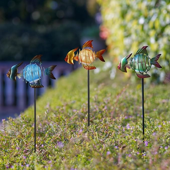 Outdoor Garden Solar Lights,Fish Solar Figurine Lights with Stakes,Waterproof Decorative Solar Lights for Patio,Yard,Lawn,Garden Stakes Decorative Present for Mom