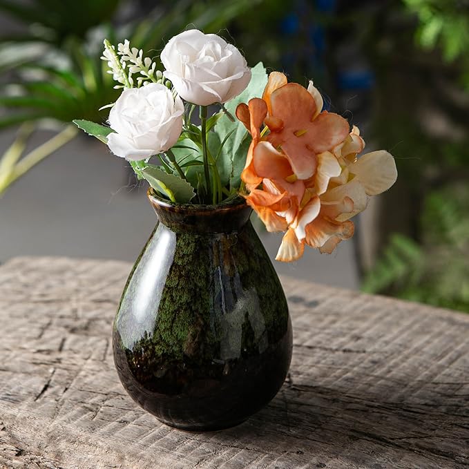 JOJUNO Glazed Rustic Bud Vase Set of 4 - Small Ceramic Mini Pottery Vases in White, Yellow, Green, Red - Ideal for Fresh & Dried Flowers - Modern Farmhouse Décor for Living Room, Shelves, Dining Table