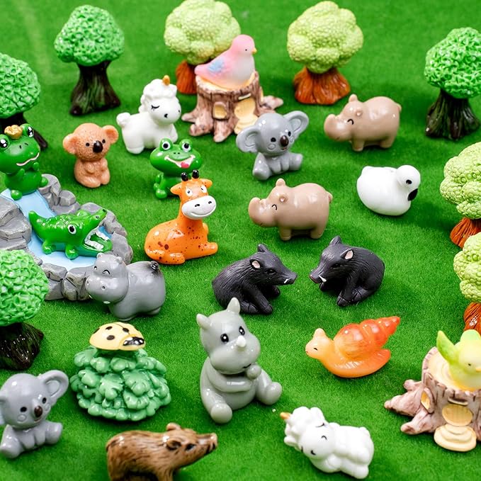 Miniature Small Animal Figurines, 80pcs of Mini Resin Animals, Forest Decoration Ornaments, Miniature Landscape Ornament Sets, Fairy Garden and Dollhouse Accessories