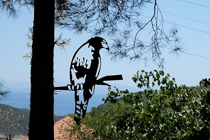 Renovatio Metal Hawk - Metal Bird Yard Decor - Tree Stake & Outdoor Art - Metal Garden Sculpture - Rusty Metal Birds Ornaments - Outdoor Bird Decorations for Garden