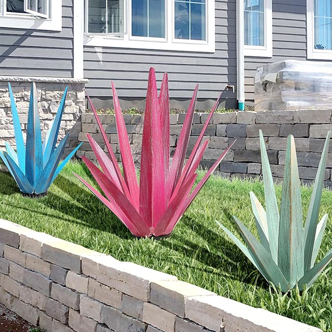 Large Tequila Rustic Sculpture, Rustic Metal Agave Plants for Outdoor Patio Yard, Home Decor Hand Painted Metal Agave Garden Yard Statue, Outdoor Lawn Ornaments Yard Stakes (Rose Red - M)
