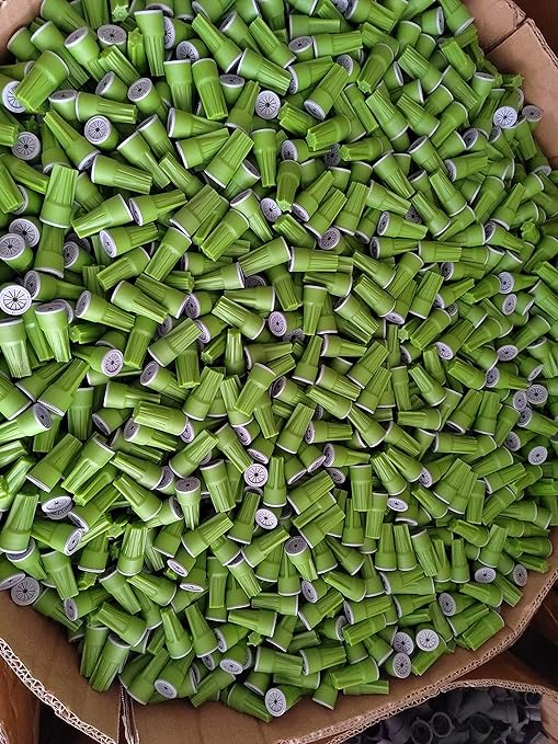 UL LISTED Waterproof Wire Nuts Outdoor LARGE 50/Box Waterproof Wire Connectors Landscape Wire Connector Electrical Nuts Caps for Sprinkler LED Light Irrigation Valves (50, 1.37 x 0.66 Inch)