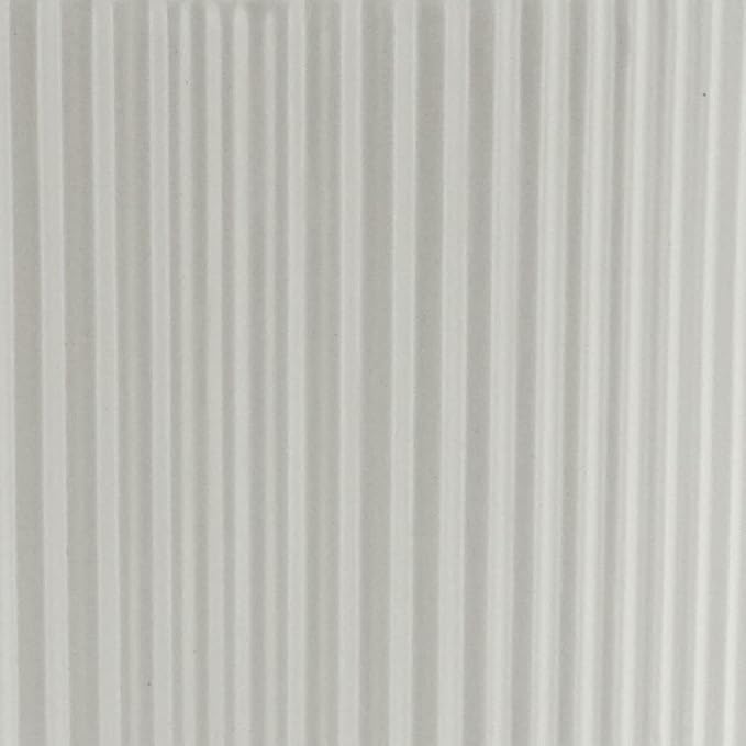 Amazon Basics Assorted Sizes Fluted Ceramic Round Indoor Outdoor Planters with Drainage, Set of 3, Modern Design, 6-Inch, 8-Inch, 10-Inch, White