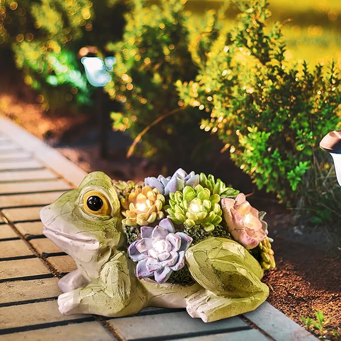 pearlstar Garden Statues, Frog Solar Statue Garden Decor Clearance, Cute Resin Frog Figurines with 7 LED Solar Lights Lawn Decorations for Patio Yard Gifts for Mom Grandma Housewarming