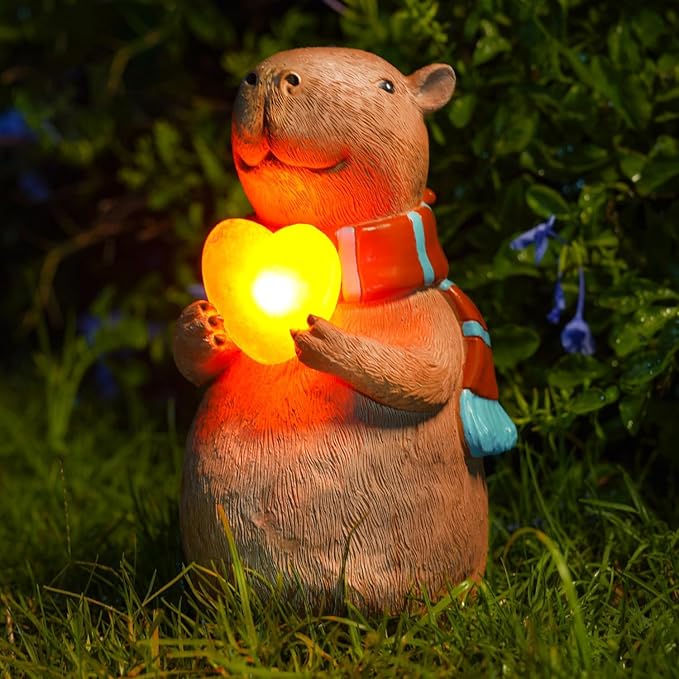Solar Capybara Garden Statue Outdoor Decor with Heart - Lawn Ornament for Patio, Yard, Balcony, Romantic Light-Up Garden Decoration, Unique Gift for Lovers, Women, Mom, or Grandma