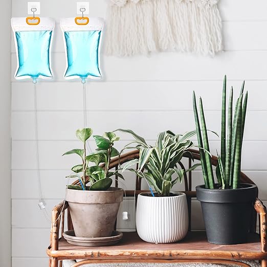 Rtteri 24 Pcs 3.5L Plant Water Bag Plant Watering System Device Automatic Plant Waterer Self Watering rip Bag Irrigation Drip Watering Bag with Adjustable Flow for Indoor Outdoor Potted Plant