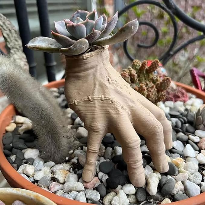 TAYASH Funny Horror Hand Concrete Flower Pot, Spooky Succulent Planter, Outdoor Garden Decor, Halloween Home Decor, Housewarming Gift