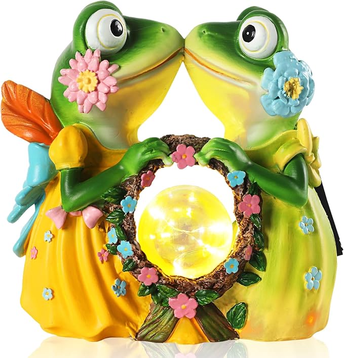 Solar Garden Decor Statue 6.5" Resin Kissing Frog Figurines with Glass Ball Waterproof Frog Decor for Outside Yard Patio Porch Decoration Gift for Mom Grandma Wife