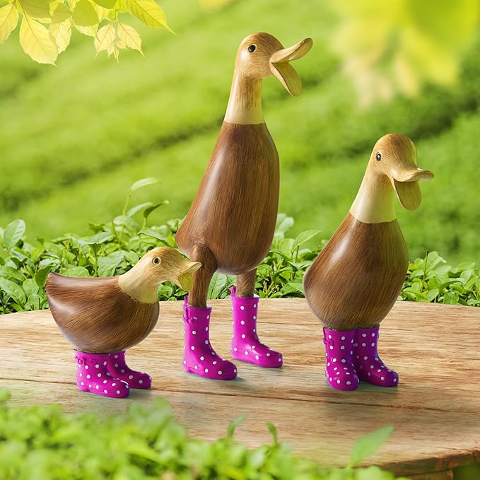 GUTE Duck Yard Decorations Yard Art Garden Puddle Ducks with Pink Spotted Wellies Boots, Valentine's Day Yard Statues, Duck Figurine Statue - Waterproof Indoor & Outdoor Lawn Ornament