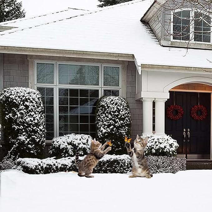 Metal Garden Stakes Decor,Cute Cats Playing with Butterflies Stakes, YGarden Statues Bird Repellent Cat Decorative Garden Stakes for Yard, Garden, Lawn Outdoor Decorations Set of 2