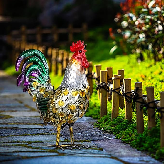 XONOR Metal Rooster Statues, Garden Chicken Decorations, Outdoor Chicken Sculpture, Metal Yard Rooster Artwork for Outdoor, Patio, Backyard and Home Kitchen Decoration (1pc, Vintage Golden)