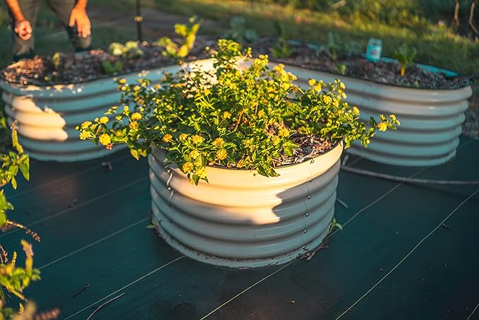 Vego garden 17" Tall 42" Round Raised Garden Bed Metal Raised Bed Planter Box for Vegetables Flowers Patio, Pearl White