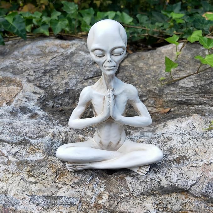 Wise Ailen Statue, Resin Medition Zen Yoga Alien Figure, Thinking Alien Sculpture for Home Indoor Outdoor Patio Lawn Yard Decor, 6.3" H
