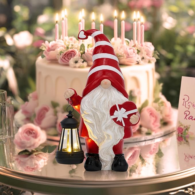 TERESA'S COLLECTIONS Christmas Valentine's Day Decorations for Outdoor Decor, Resin Garden Gnome Holding Gift & Lantern with Solar Lights Outdoor, Garden Decor for Outside Valentine Gifts, 7.87"
