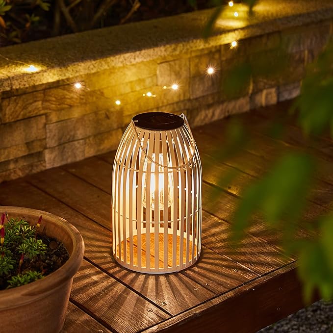 Solar Lantern Outdoor Waterproof Hanging Metal Birdcage Shaped Solar Powered Lantern Decorative Solar Light for Garden / Yard / Patio / Porch