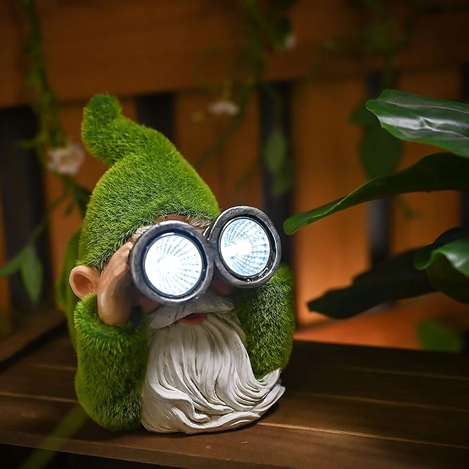 TERESA'S COLLECTIONS Funny Christmas Resin Outdoor Decorations for Yard with Solar Lights, Large Cute Flocked Garden Gnomes for Front Porch Patio, Ideal Gift for Women and Man 7.1"