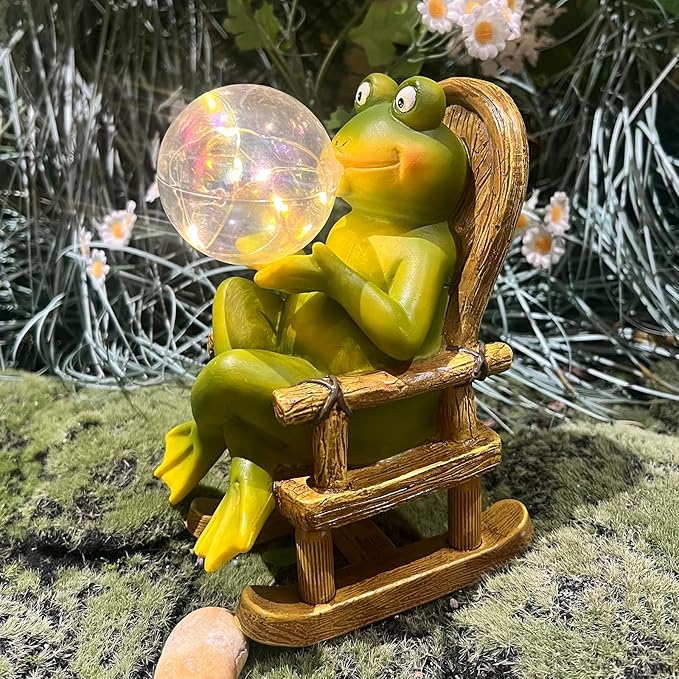 Funoasis Garden Outdoor Frog with Solar Powered Lamp Unique Gifts for Mom Outside Decor for Lawn Balcony Home Ornaments