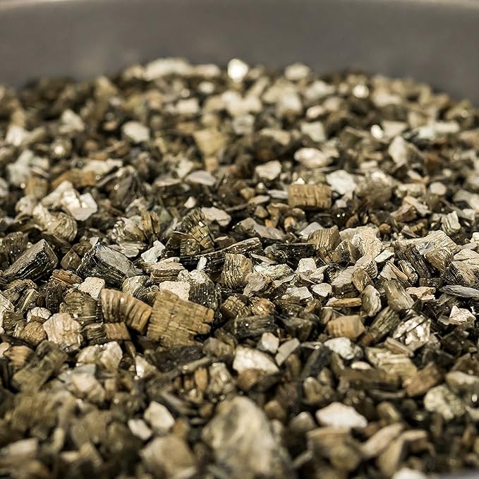 Premium Horticultural Organic Vermiculite by GARDENERA - Medium Grade - Natural Soil Additive for Potted Plants - Orchids - Hydroponics - Terrariums (8 Quart)