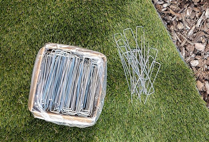 Squirrel Products U Shape Garden Stakes Metal, 6 Inch Landscaping Staples, 11 Gauge Stakes for Landscaping Fabric, 2.9mm 15x2.5x15cm – 150 Pack